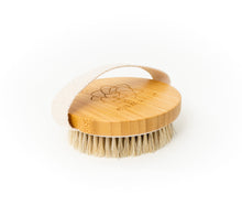 enmarie® Round Dry Brush
